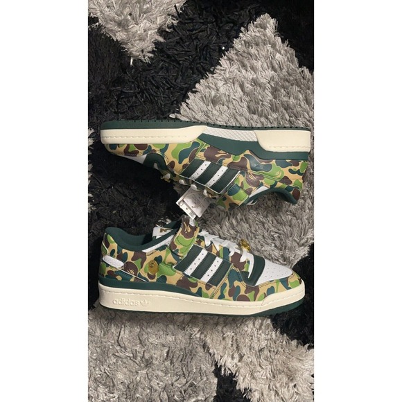 Size 9- adidas Forum Low 84 x A Bathing Ape 30th Anniversary - Green